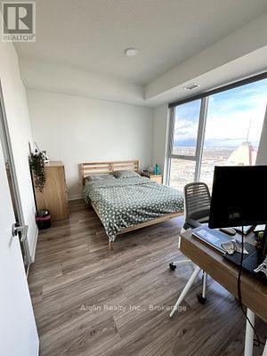 Photo - 4065 Confederation Pkwy Unit 4005