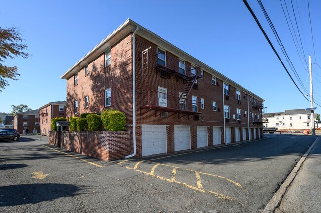 Lafayette Park Apartments