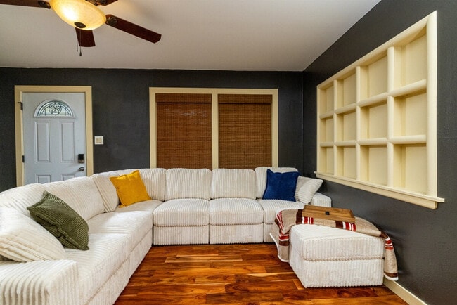 Photo - 10903 Myrtice Dr Unit SI ID1575065P