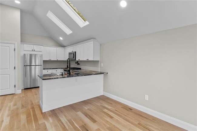 Photo - 376 Arnolds Neck Dr