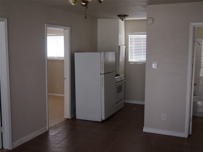 Building Photo - 2408 Southmore Blvd Unit 1 Rental