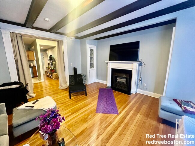 Photo - 43 Boulevard Ter Unit 1