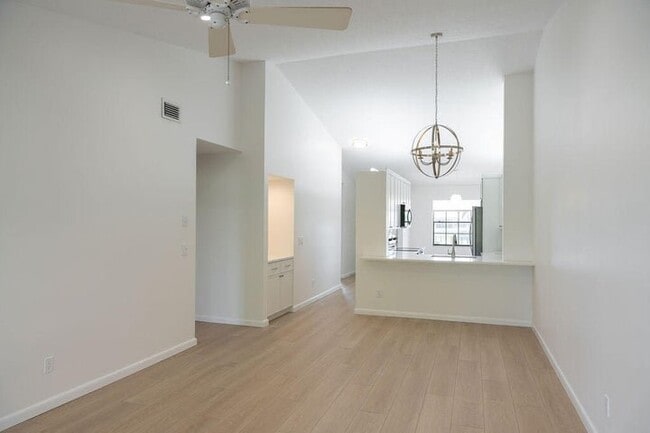 Photo - 602 Pinecrest Cir