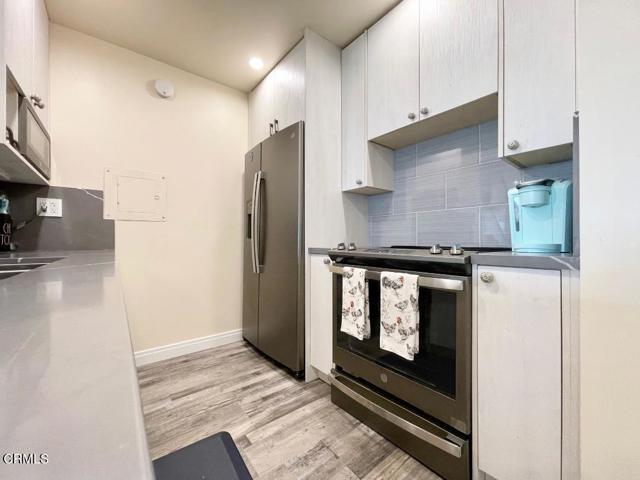 Photo - 343 E Surfside Dr