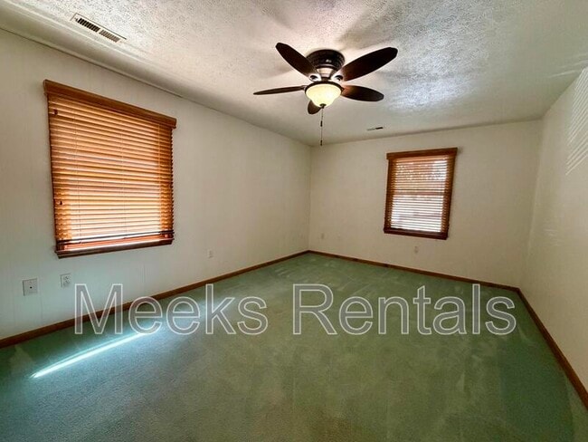 Photo - 9 Romar Ct