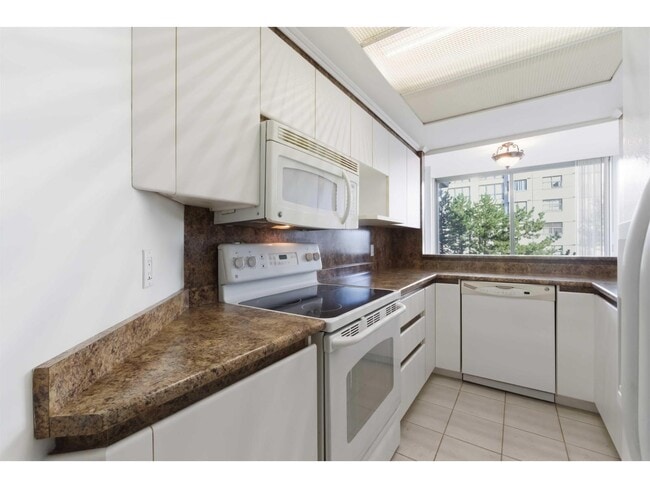 Photo - 13383-13108 108 Ave Unit 505