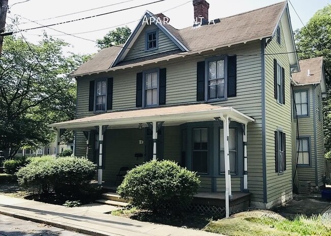 Building Photo - 114 Parsons St Unit A