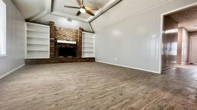 Photo - 611 Ironton Ave