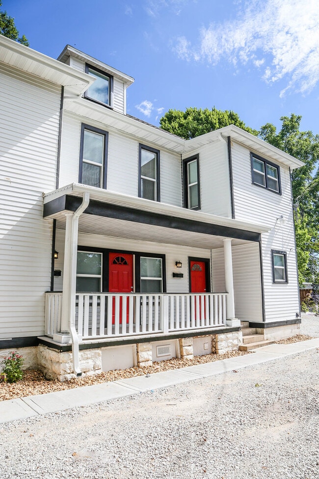 Building Photo - 512 S Main Ave Unit C