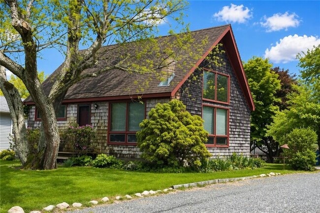 Building Photo - 4 Marten Ave