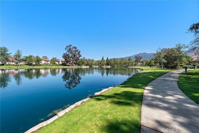 Building Photo - 1 Brisa Del Lago Rental