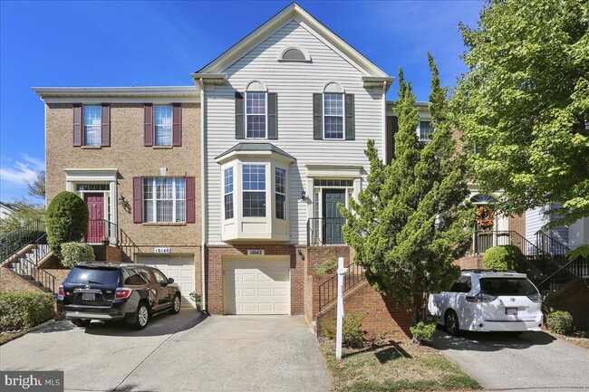 Photo - 10142 Vanderbilt Cir Townhome