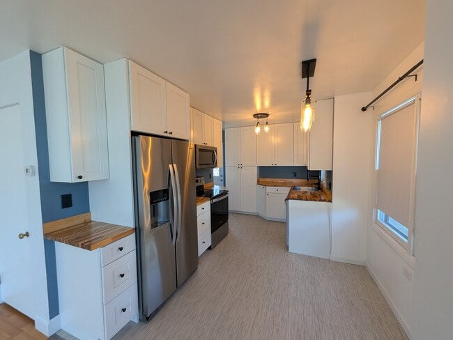 Photo - 1309 W Water St