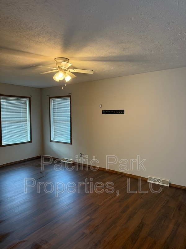 Photo - 1010 W 30th St