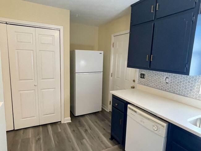 Photo - 4912 Valley Dale Ct