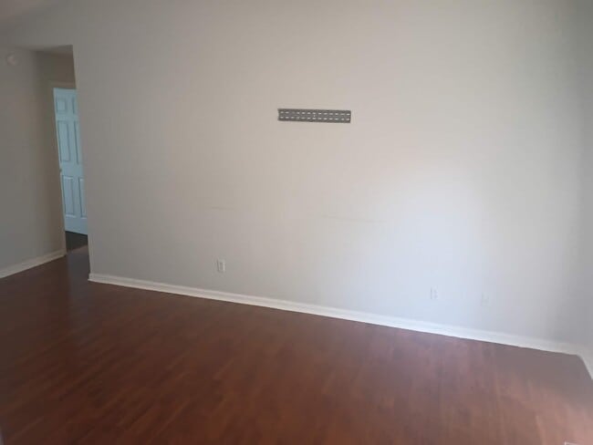 Photo - 511 Red Fox Ct
