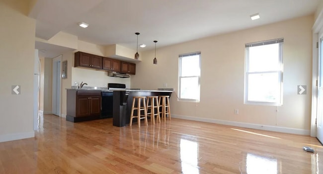 Building Photo - 21-23 Weitz St Unit 1 Rental