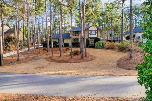Building Photo - 6821 Thames Dr