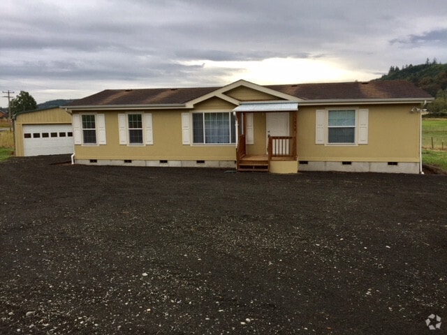 Building Photo - STATUS: PENDING APPLICATION- | R210B | $15... Rental