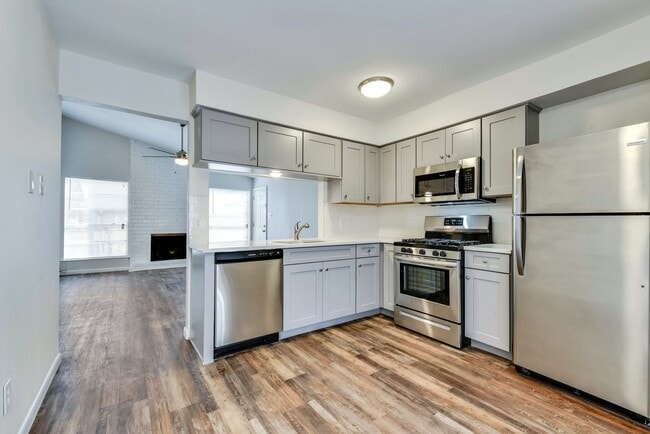 Photo - 124 W William Cannon Dr Unidad ( B)