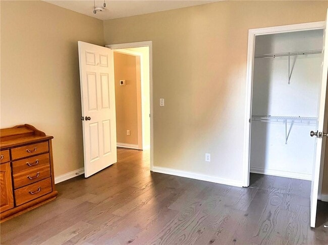 Photo - 119 Hogan Rd