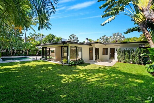 Building Photo - 325 Gulf Rd Rental