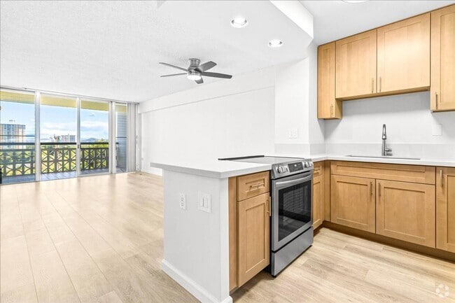 Building Photo - Newly renovated one bedroom condo with lov...
