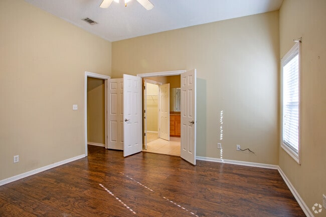 Suite 1720A, 3BR, 3.5BA Bedroom 2