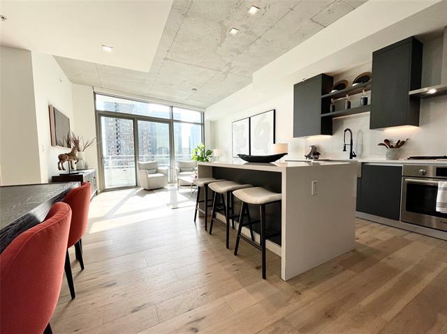 Building Photo - 1801 N Pearl St Unit 2204 Rental