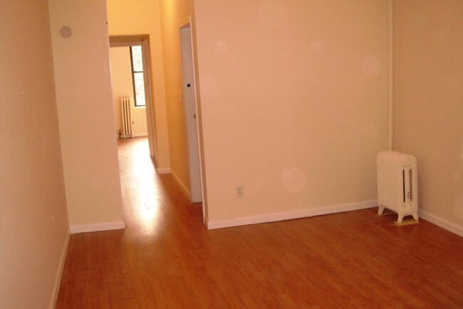 Building Photo - 606 Flatbush Ave Rental