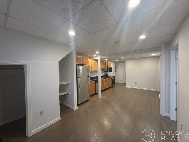 Building Photo - 77 Park Dr Unit D