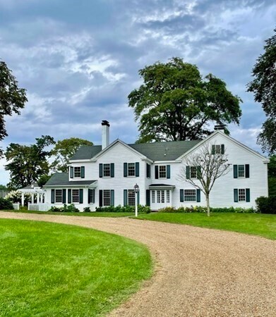 31 Lamberts Cove Rd