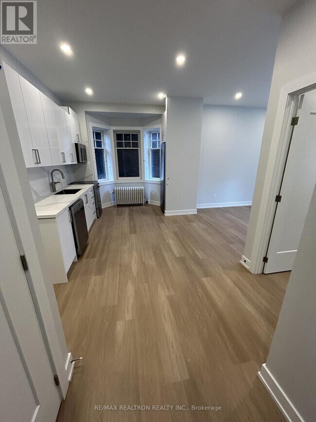 Photo - 592 Church St Unité 5