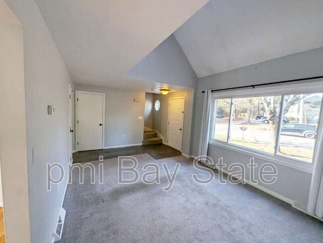 Photo - 103 Hayward St