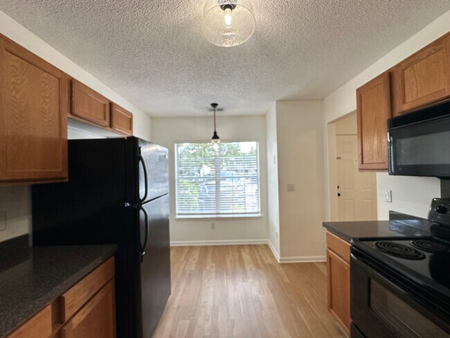 Photo - 7352 Suncatcher Dr Casa Adosada