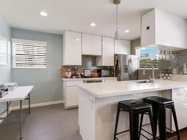 Photo - 3110 Red River St Unidad C403