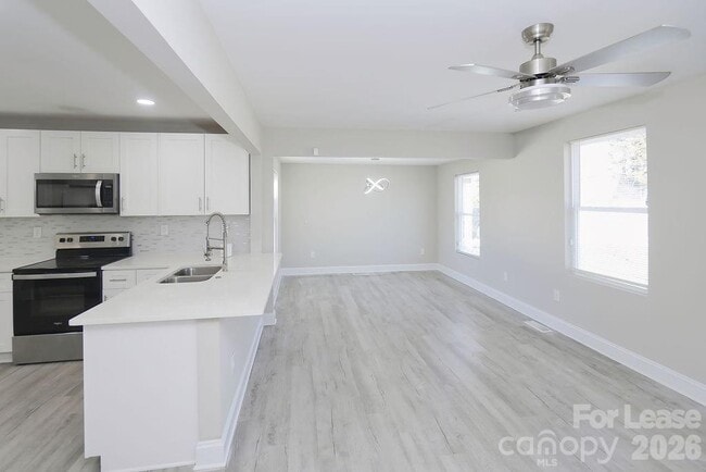 Photo - 3825 Westway Dr