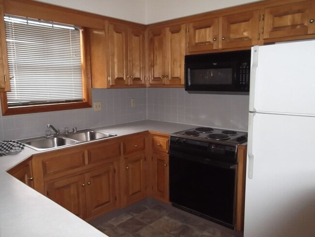 Photo - 2205 Vail Way