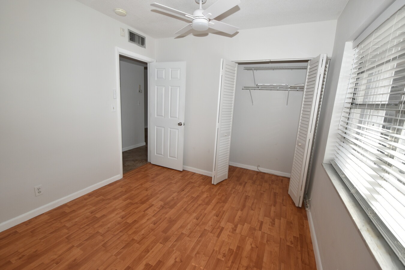 Photo - 3550 NW 8th Ave Unidad 312