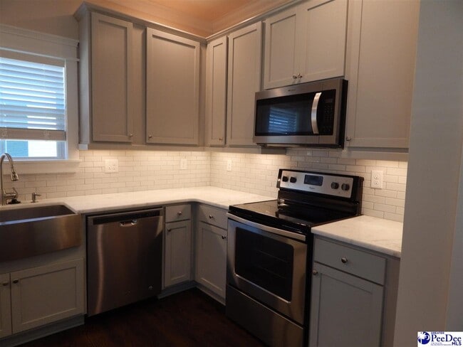 Photo - 3750 Tetbury St