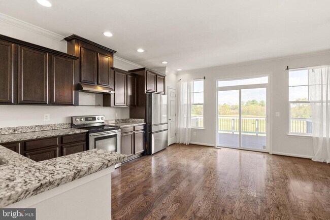 Photo - 111 Rotunda Dr