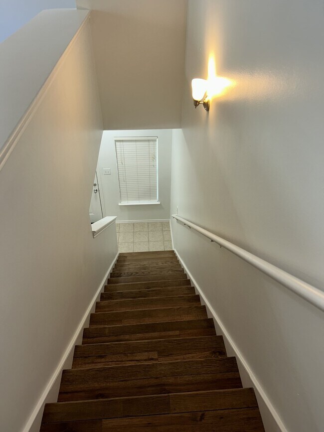 Photo - 3010 S Heights Hollow Ln