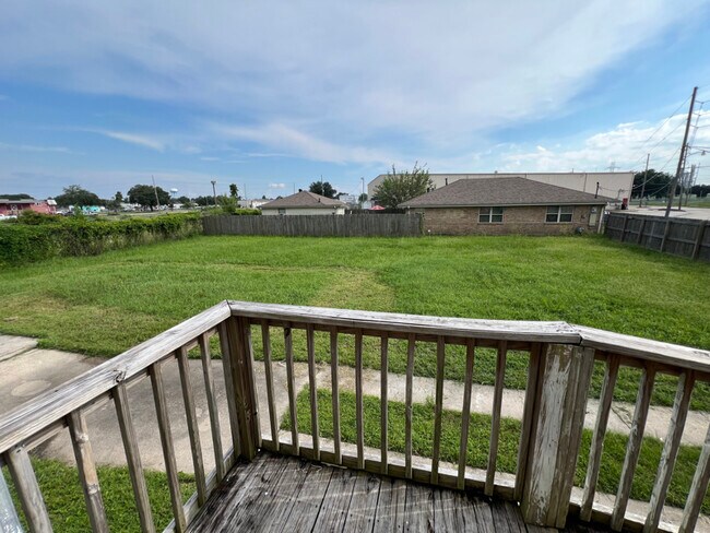 Photo - 2709 Munster Blvd