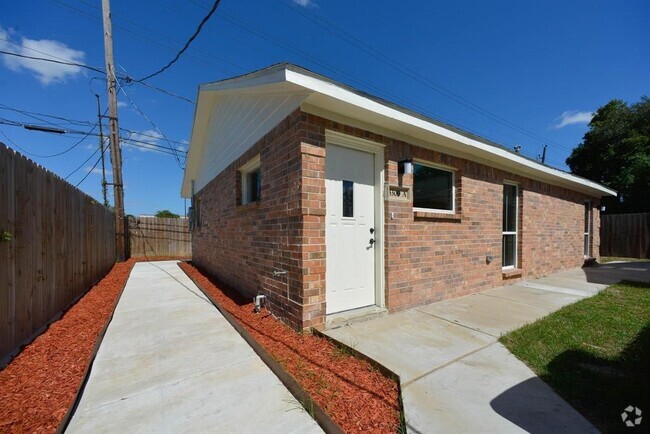 Building Photo - 3309 Sunbeam St Rental