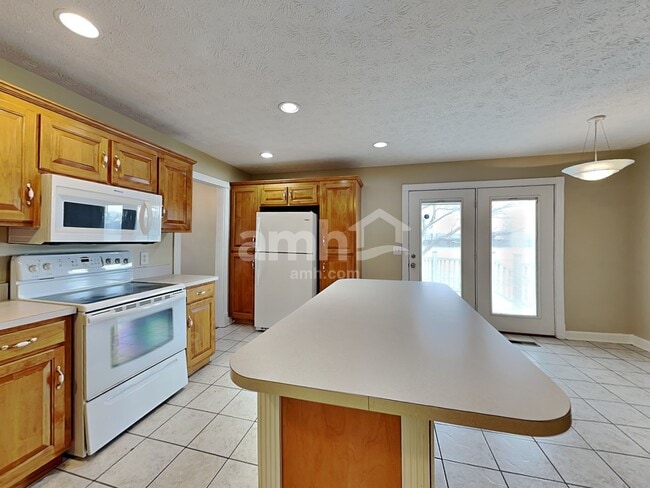 Photo - 305 Karlee Dr