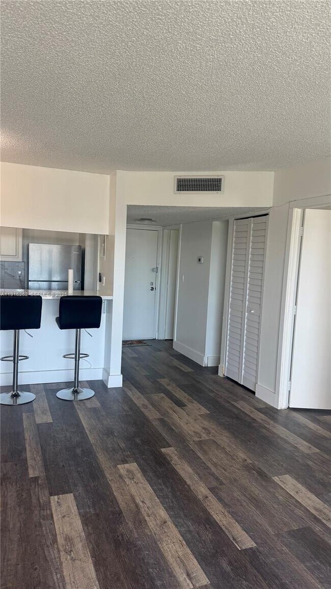 Photo - 4174 Inverrary Dr Unit 906