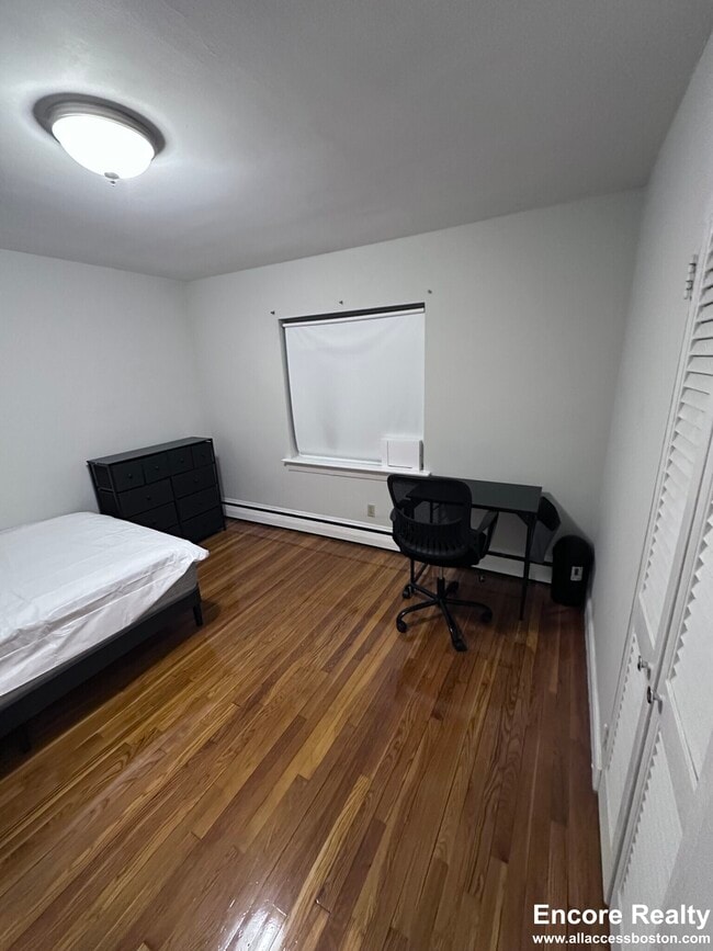 Photo - 67 Chiswick Rd Unidad 12