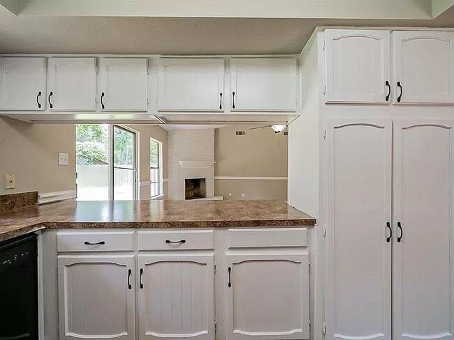 Photo - 2913 Birch Creek Dr