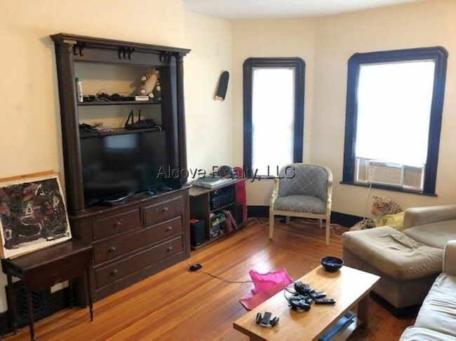 Photo - 139 College Ave Unit 1