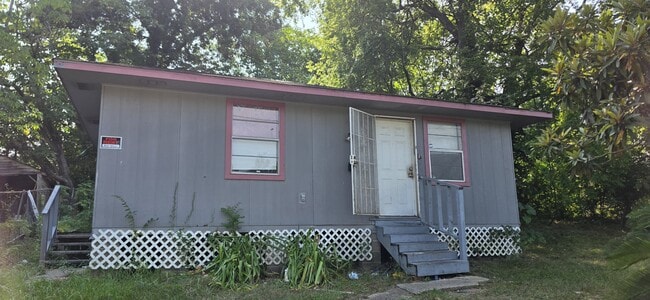 Building Photo - 2031 Alabama St